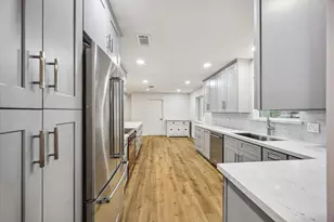 5822 Yarwell Dr, Houston, TX 77096 - Photo 12