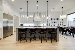 1918 Woodhead St, Houston, TX 77019 - Photo 24