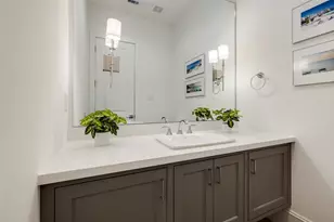 1918 Woodhead St, Houston, TX 77019 - Photo 32