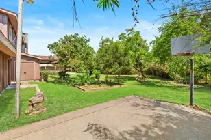 707 Scenic Dr, Baytown, TX 77521 - Photo 44