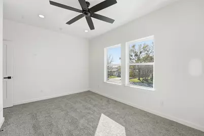 530 N 4th Street, La Porte, TX 77571 - Photo 12