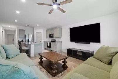 1137 Buffalograss, Sealy, TX 77474 - Photo 6