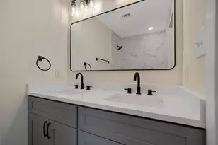 3214 Stallings Dr, Houston, TX 77088 - Photo 16