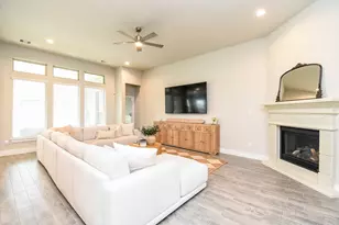 3426 Majestic Pne Ln, Rosenberg, TX 77471 - Photo 4