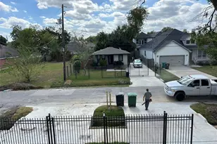 4429 Sterling St, Houston, TX 77051 - Photo 24