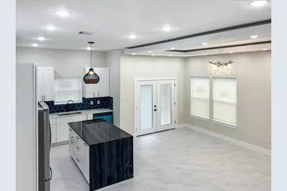 4429 Sterling Street #Unit B, Houston, TX 77051 - Photo 14