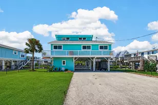 21818 Matagorda Dr, Galveston, TX 77554 - Photo 2