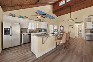 21818 Matagorda Dr, Galveston, TX 77554 - Photo 14