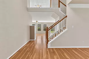 5406 Linden Grove Ct, Sugar Land, TX 77479 - Photo 6