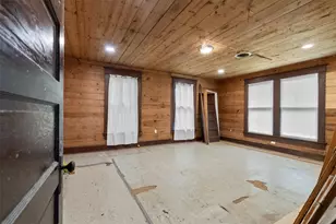 2027 Grand Ave, Liberty, TX 77575 - Photo 16