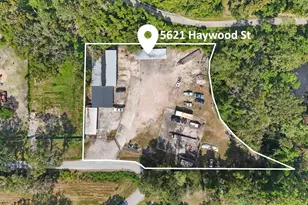 5621 Haywood St, Houston, TX 77016 - Photo 2