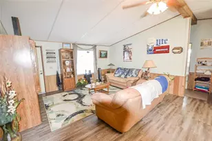 253 Windwood Dr, Livingston, TX 77351 - Photo 6