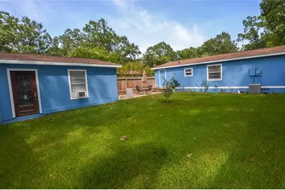 253 Windwood Drive, Livingston, TX 77351 - Photo 14
