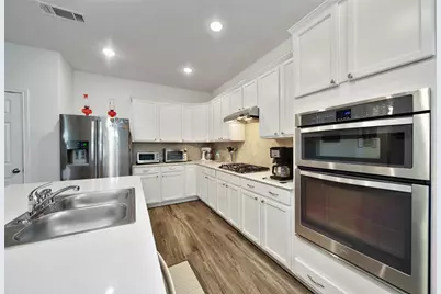 2114 Lost Timbers Drive, Conroe, TX 77304 - Photo 8