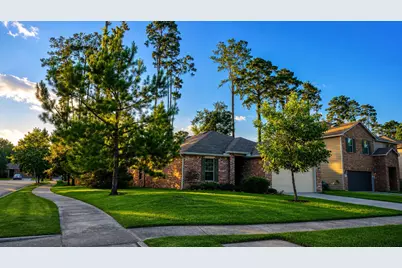 2114 Lost Timbers Drive, Conroe, TX 77304 - Photo 2