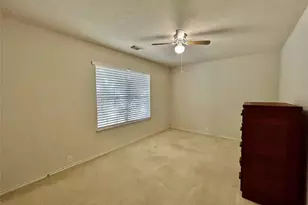 10623 Sugar Trace Dr, Sugar Land, TX 77498 - Photo 38