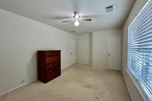 10623 Sugar Trace Dr, Sugar Land, TX 77498 - Photo 40