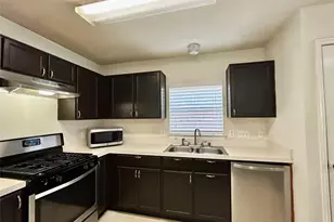 10623 Sugar Trace Dr, Sugar Land, TX 77498 - Photo 14
