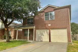 10623 Sugar Trace Dr, Sugar Land, TX 77498 - Photo 2