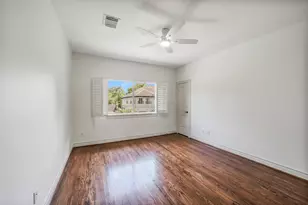 4911 Imperial St, Bellaire, TX 77401 - Photo 26