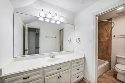 4911 Imperial Street, Bellaire, TX 77401 - Photo 34