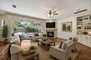 4911 Imperial St, Bellaire, TX 77401 - Photo 2