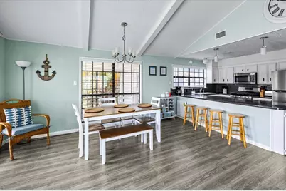 16611 Bahama Way, Jamaica Beach, TX 77554 - Photo 12