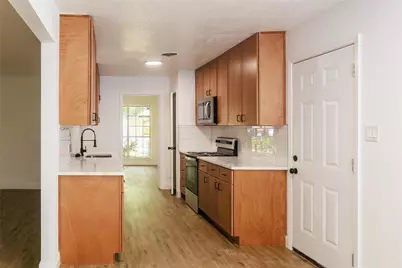 4640 Fieldwood Lane, Beaumont, TX 77706 - Photo 16