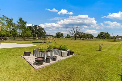 1132 Quarter Horse Trail, Angleton, TX 77515 - Photo 34