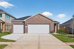 9746 Enclave Ridge Rd, Willis, TX 77318 - Photo 2