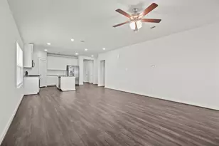 30290 Kingston Heath Dr, Cleveland, TX 77327 - Photo 8