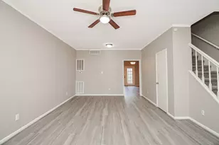 850 Threadneedle St, Houston, TX 77079 - Photo 12