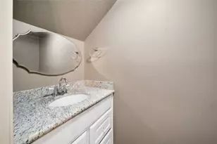 14435 Misty Meadow Ln, Houston, TX 77079 - Photo 16