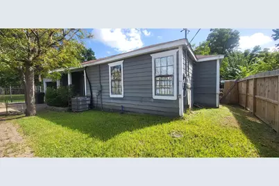 3502 Cornell Street, Houston, TX 77022 - Photo 2
