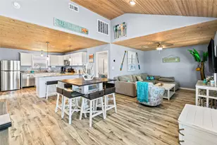 1206 Surf Dr, Surfside Beach, TX 77541 - Photo 10