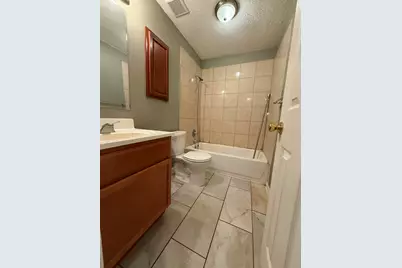 1709 Avenue L #UP, Galveston, TX 77550 - Photo 8