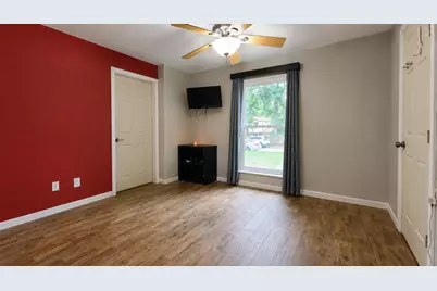 10108 Woodhollow Drive, Conroe, TX 77385 - Photo 22