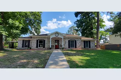 10108 Woodhollow Drive, Conroe, TX 77385 - Photo 2