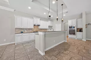 28510 Redwood Cliff Ln, Huffman, TX 77336 - Photo 6