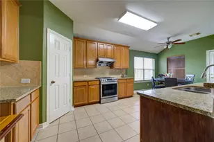 702 Hollyhock Dr, Stafford, TX 77477 - Photo 30