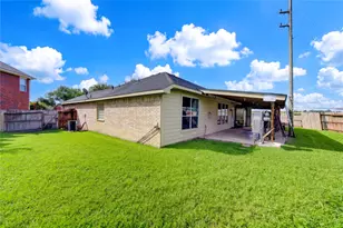 702 Hollyhock Dr, Stafford, TX 77477 - Photo 50