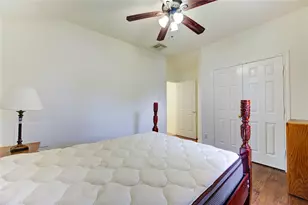 702 Hollyhock Dr, Stafford, TX 77477 - Photo 36
