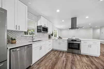 1231 Lavaca, Canyon Lake, TX 78133 - Photo 2