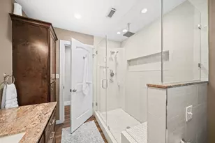 330 Bayou View Dr, Seabrook, TX 77586 - Photo 28