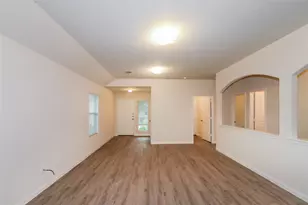5435 Latta Plantation Ln, Katy, TX 77449 - Photo 6