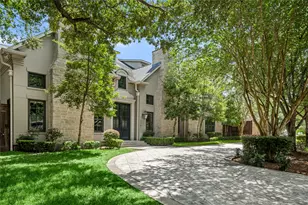 5307 Huckleberry Ln, Houston, TX 77056 - Photo 1