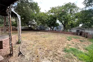 103 E Stone St, Brenham, TX 77833 - Photo 8