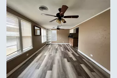 103 E Stone Street, Brenham, TX 77833 - Photo 1