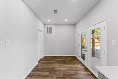 4826 Brooklawn Drive, Houston, TX 77066 - Photo 12