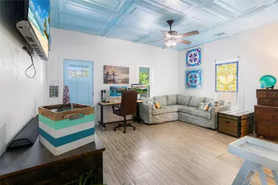 408 Morton Avenue, Palacios, TX 77465 - Photo 6